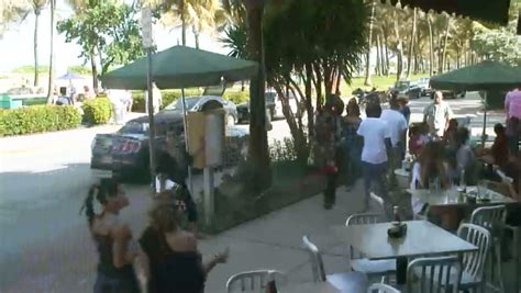 earthcam miami news cafe webcam.